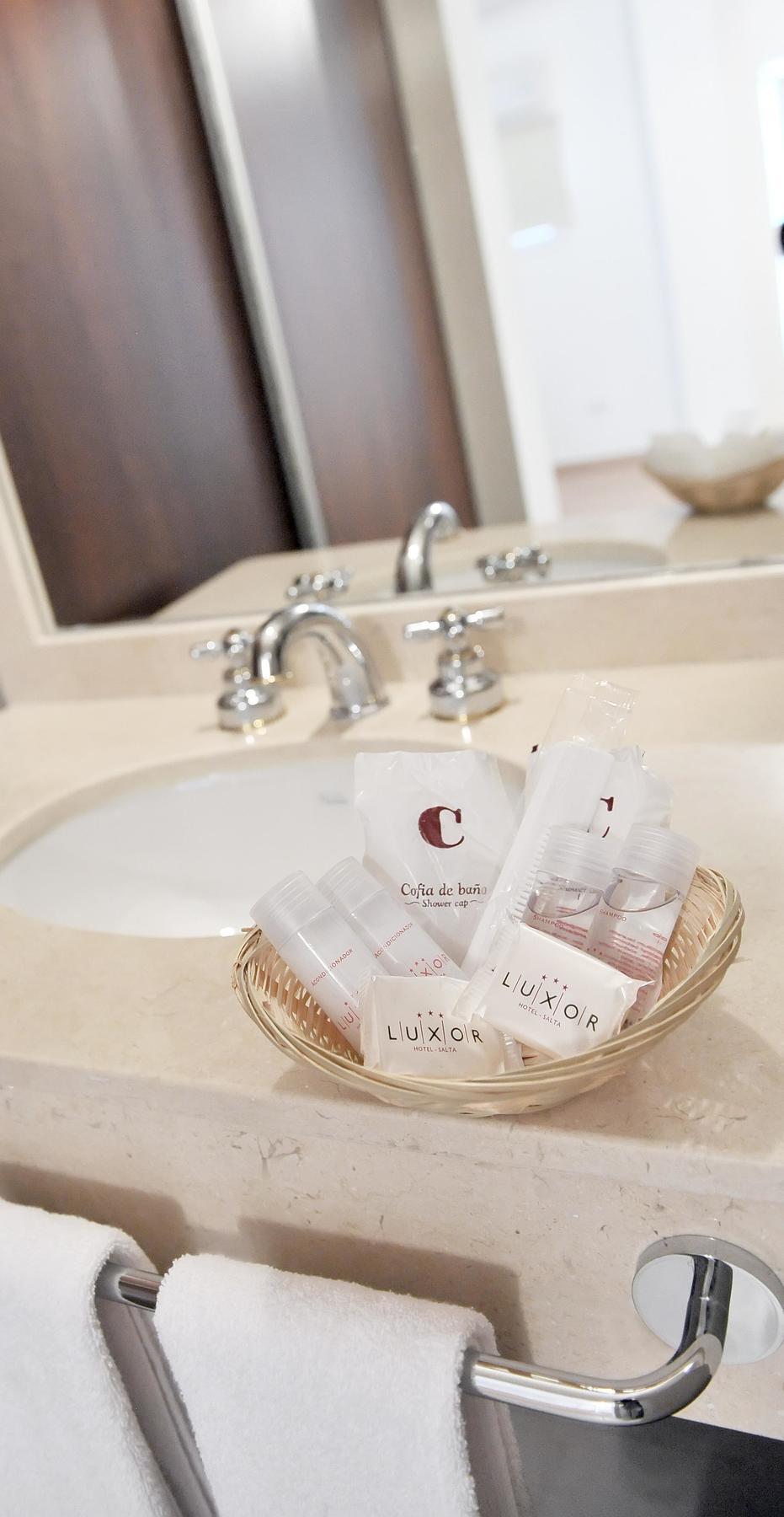 Luxor Hotel & Spa Salta Ngoại thất bức ảnh
