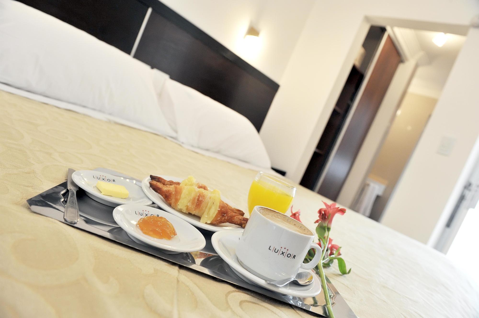 Luxor Hotel & Spa Salta Ngoại thất bức ảnh